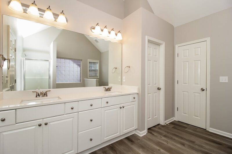 2,855/Mo, 3 Wyndham Ct Powder Springs, GA 30127 Main Bathroom View