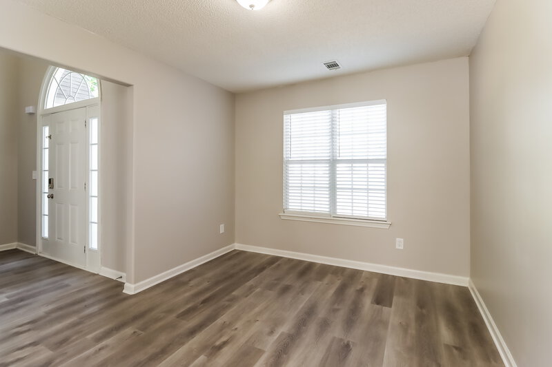 1,960/Mo, 170 Glenwood Ct Hampton, GA 30228 Dining Room View