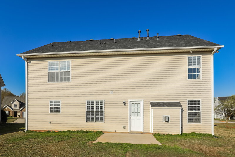 2,310/Mo, 5713 Colonnade Dr Rex, GA 30273 Rear View