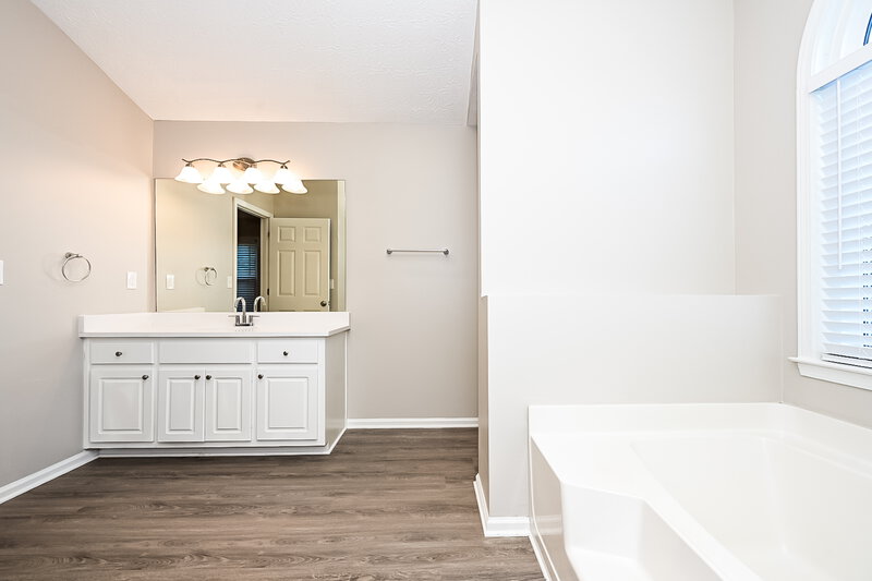 1,845/Mo, 150 GingerCake Ct Fayetteville, GA 30214 Main Bathroom View