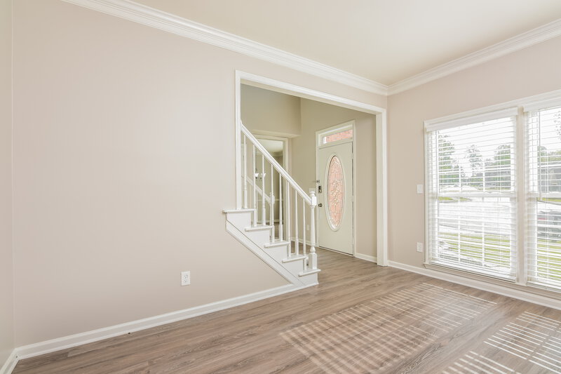 2,475/Mo, 505 Mountain Oaks Pkwy Stone Mountain, GA 30087 Family Room View