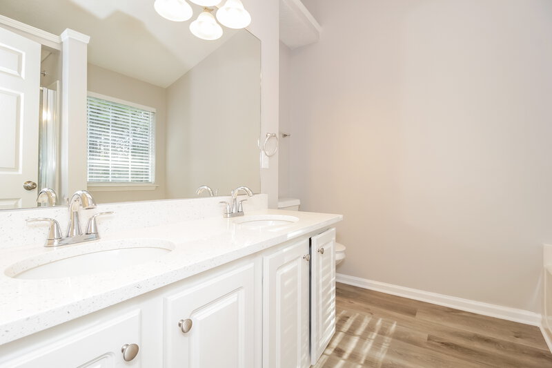 2,435/Mo, 6972 Chasewater Ln Austell, GA 30168 Main Bathroom View
