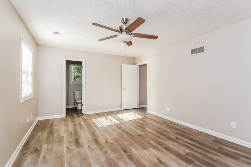 2,225/Mo, 5135 Willow Tarn Acworth, GA 30102 Main Bedroom View