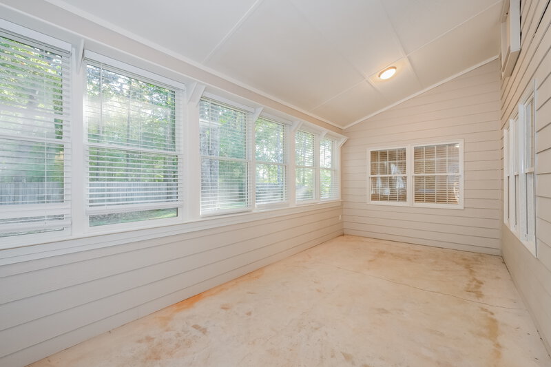 1,980/Mo, 40 Dunning Keep Covington, GA 30016 Sun Room View