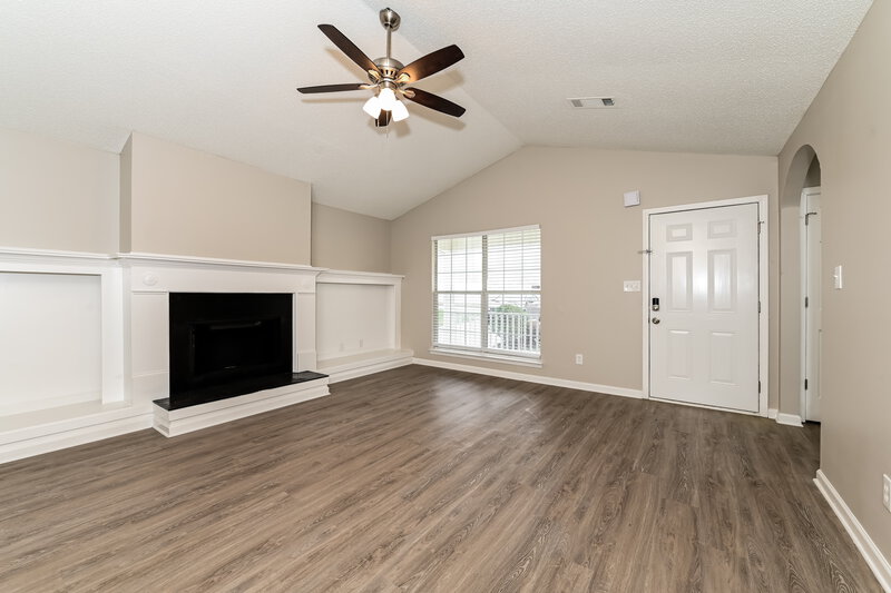 1,735/Mo, 6725 Biscayne Blvd Rex, GA 30273 Living Room View
