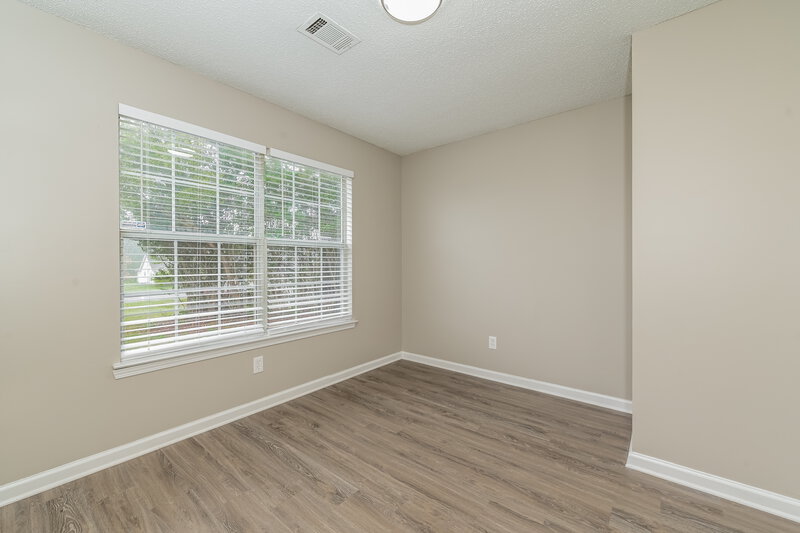 1,735/Mo, 6725 Biscayne Blvd Rex, GA 30273 Sitting Room View