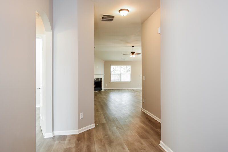 3,080/Mo, 508 Reece Trl Ball Ground, GA 30107 Foyer View