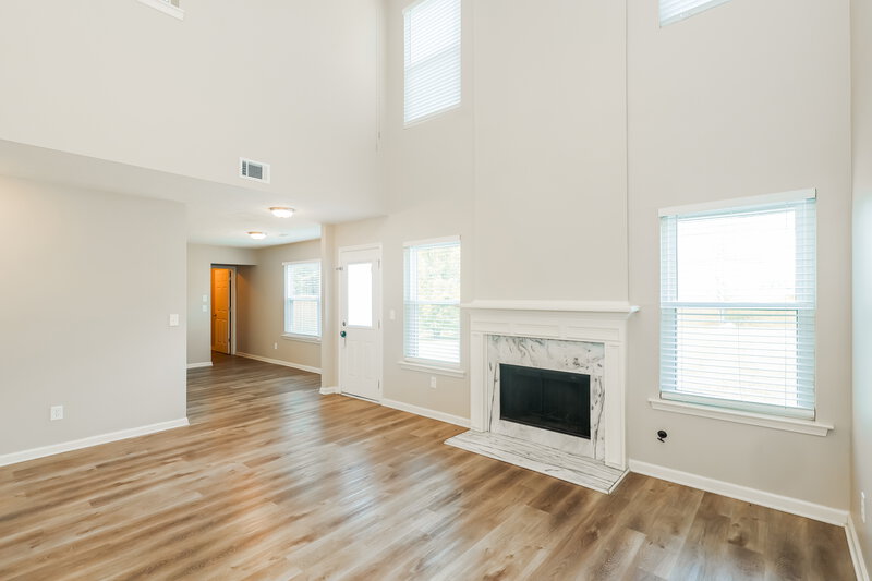 2,240/Mo, 10841 Paladin Dr Hampton, GA 30228 Family Room View