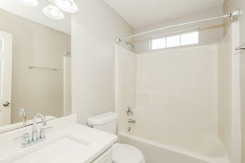 2,240/Mo, 10841 Paladin Dr Hampton, GA 30228 Bathroom View