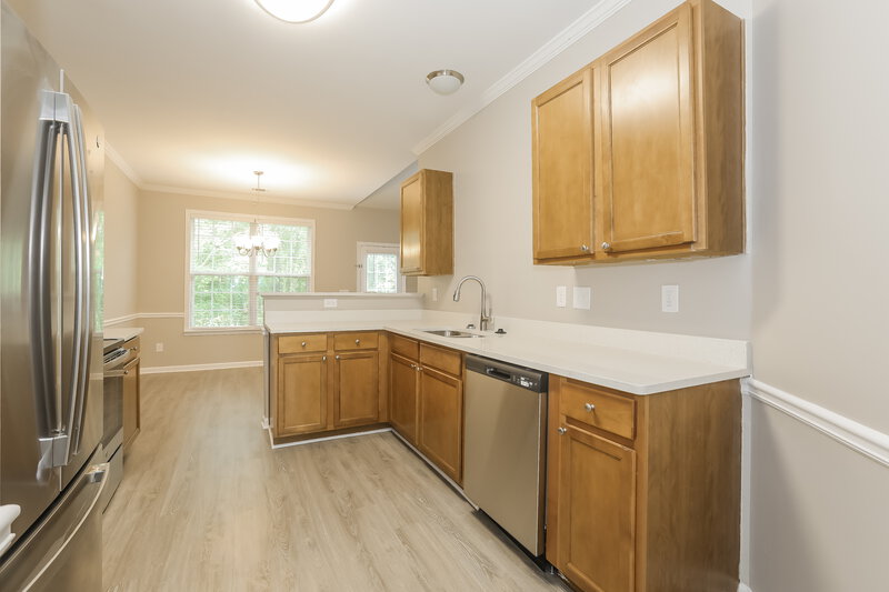 2,615/Mo, 2452 Temple View Dr Snellville, GA 30078 Kitchen View