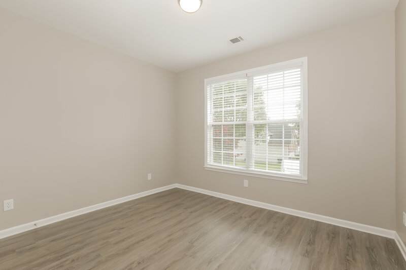 2,615/Mo, 2452 Temple View Dr Snellville, GA 30078 Bedroom View 4