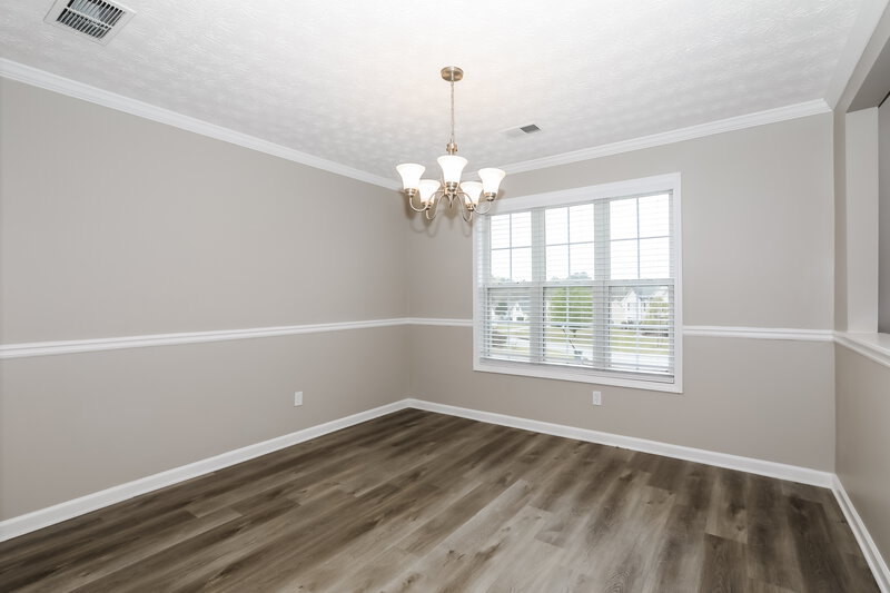 2,325/Mo, 511 Saddle Ridge Dr Bethlehem, GA 30620 Dining Room View