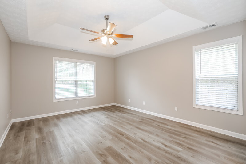 2,325/Mo, 511 Saddle Ridge Dr Bethlehem, GA 30620 Main Bedroom View