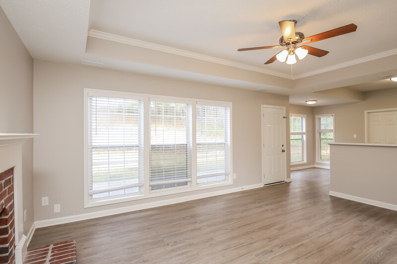 2,645/Mo, 802 Pinder Point Ct Lawrenceville, GA 30043 Living Room View 3