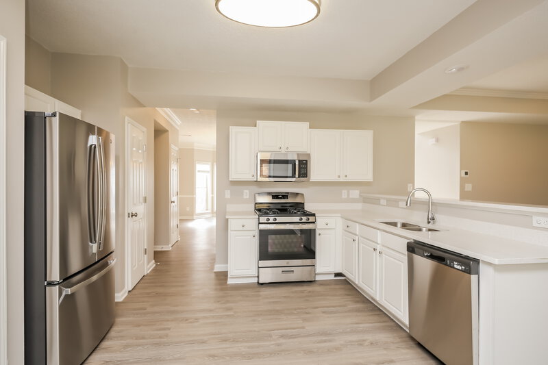 2,645/Mo, 802 Pinder Point Ct Lawrenceville, GA 30043 Kitchen View