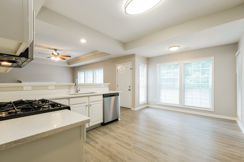 2,650/Mo, 802 Pinder Point Ct Lawrenceville, GA 30043 Kitchen View