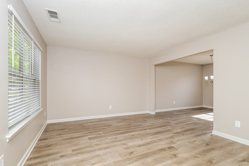 2,065/Mo, 1048 Saint Augustine Pkwy Locust Grove, GA 30248 Living Room View