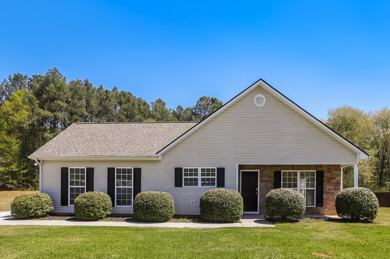 2,940/Mo, 1052 Navaho Trl Monroe, GA 30655 External View