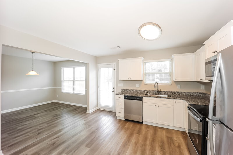 2,170/Mo, 100 Quarry Cir Griffin, GA 30224 Kitchen View 2