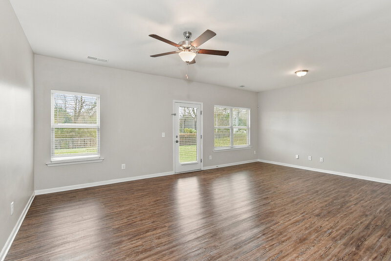 1,970/Mo, 23 Woody Way NW Adairsville, GA 30103 Living Room View
