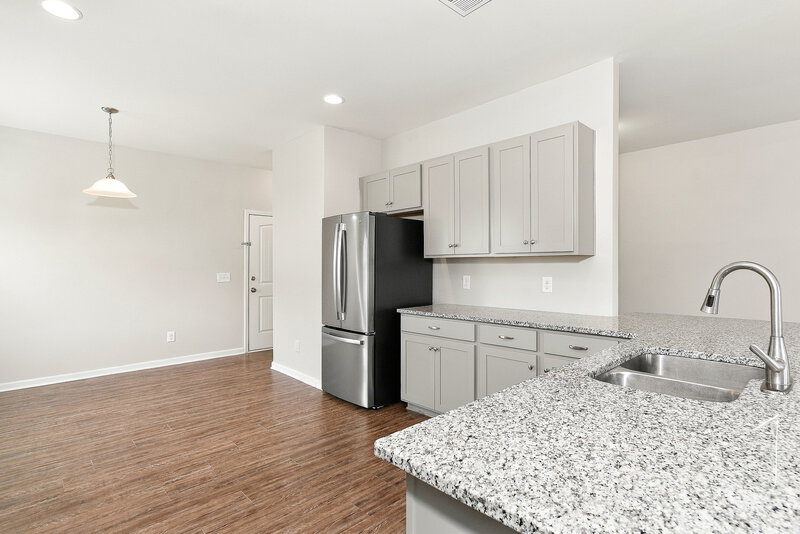1,970/Mo, 23 Woody Way NW Adairsville, GA 30103 Kitchen View