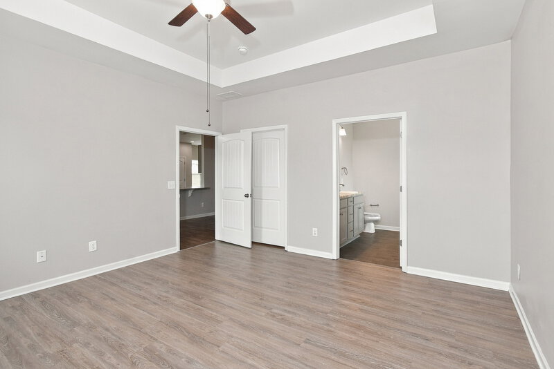 1,970/Mo, 23 Woody Way NW Adairsville, GA 30103 Primary Bedroom View 2