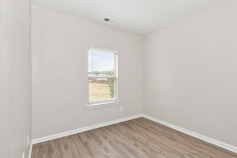 1,970/Mo, 23 Woody Way NW Adairsville, GA 30103 Bedroom View 2