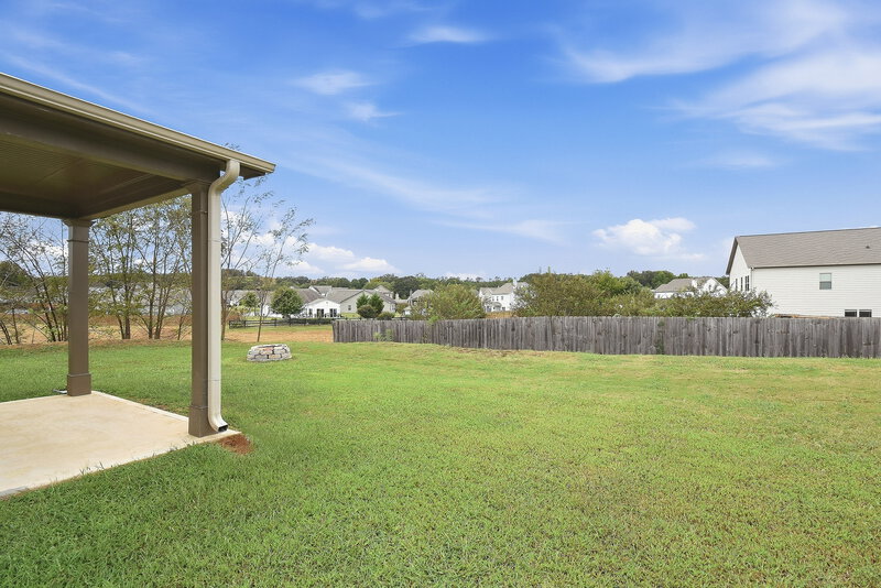 1,970/Mo, 23 Woody Way NW Adairsville, GA 30103 Backyard View