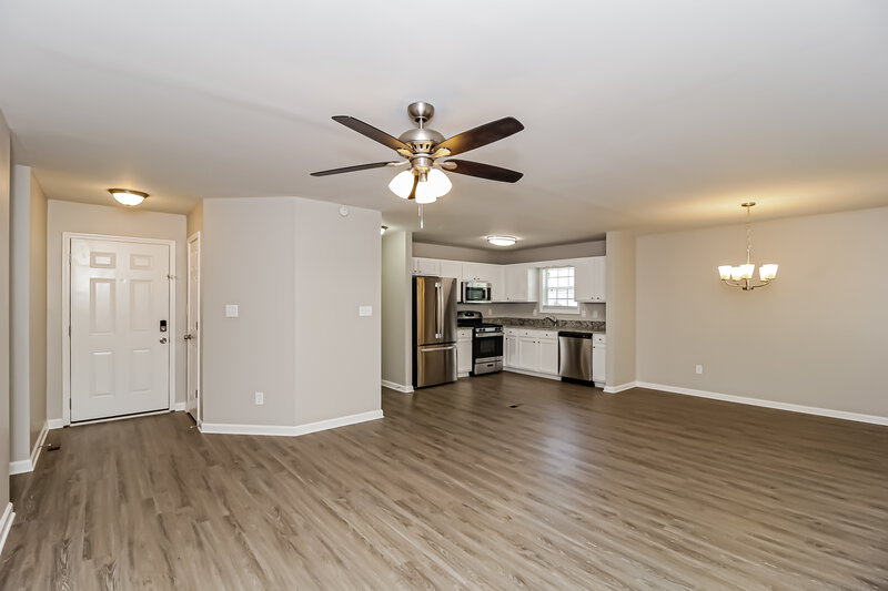 1,725/Mo, 108 W Bridge Dr Dallas, GA 30157 Living Room View