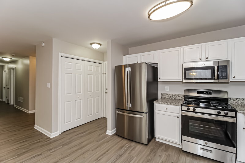 1,725/Mo, 108 W Bridge Dr Dallas, GA 30157 Kitchen View 3