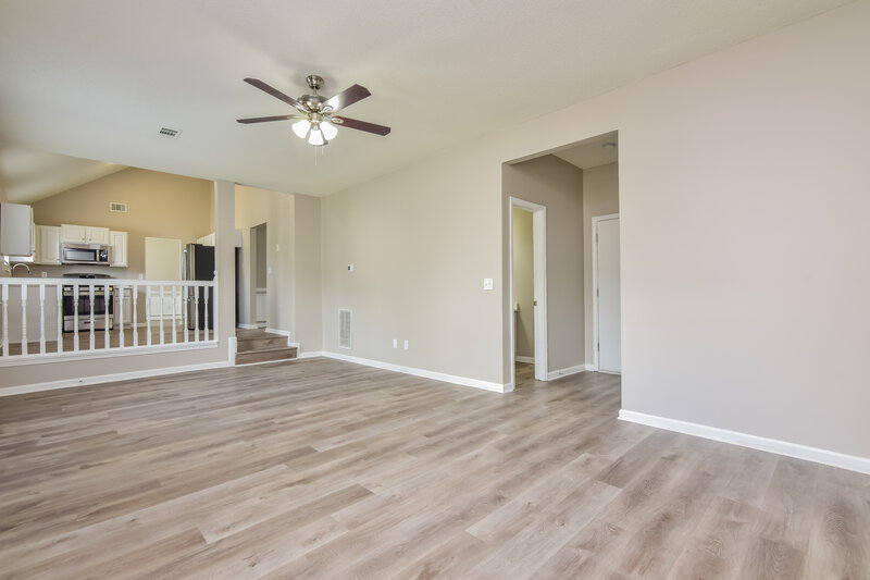 2,190/Mo, 3547 Spring Shls Ellenwood, GA 30294 Misc View 3