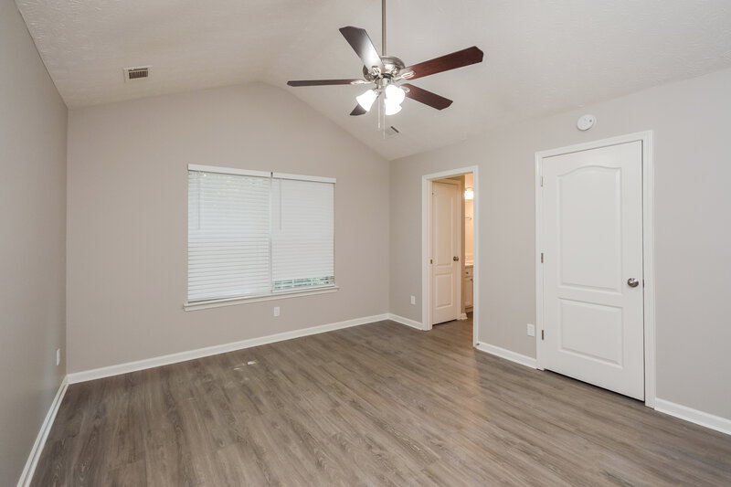 1,660/Mo, 210 Victoria Blvd Oxford, GA 30054 Main Bedroom View 2