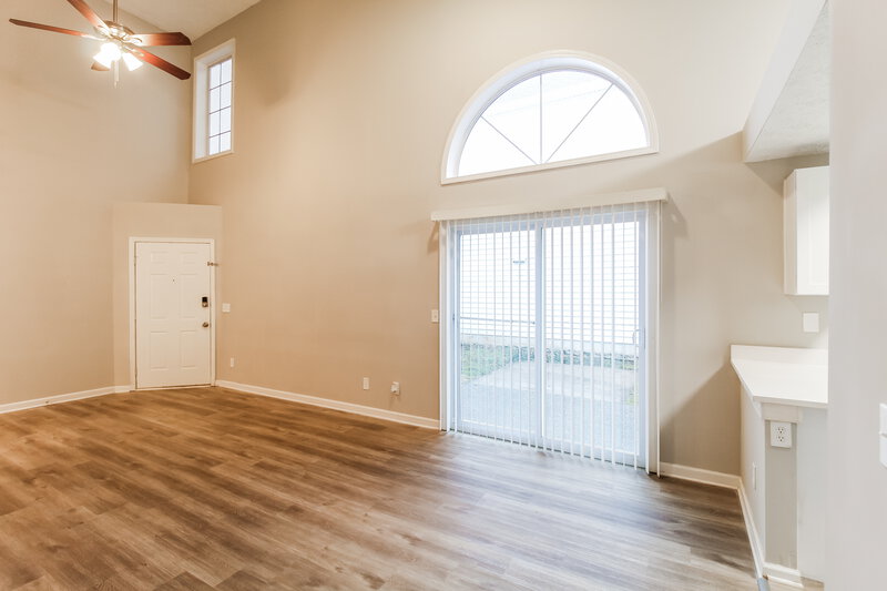 2,390/Mo, 3302 Avensong Village Cir Milton, GA 30004 Living Room View