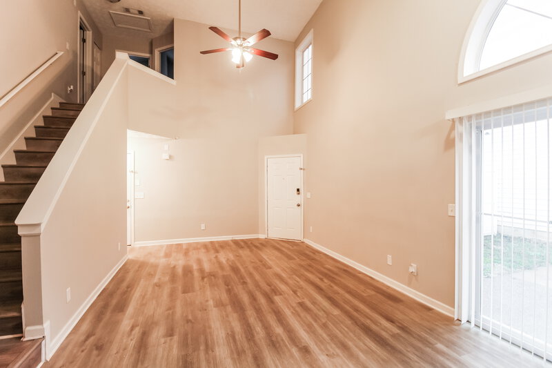 2,390/Mo, 3302 Avensong Village Cir Milton, GA 30004 Living Room View 2