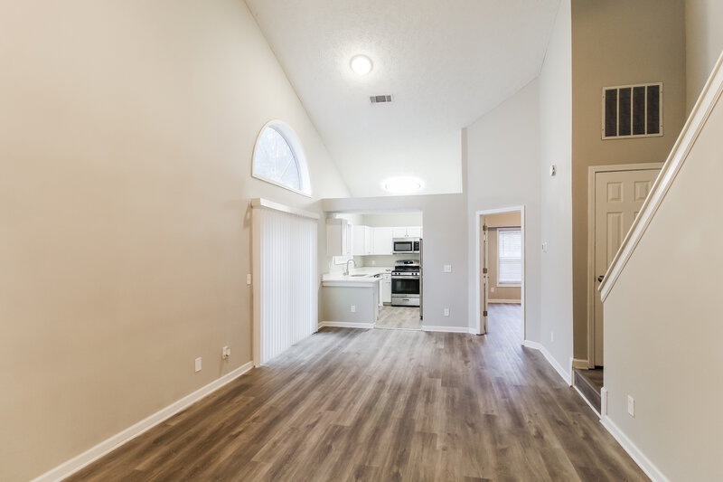 2,390/Mo, 3302 Avensong Village Cir Milton, GA 30004 Living Room View 3