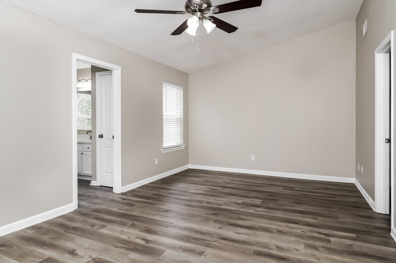 1,930/Mo, 2883 Windsor Forrest Ct College Park, GA 30349 Main Bedroom View