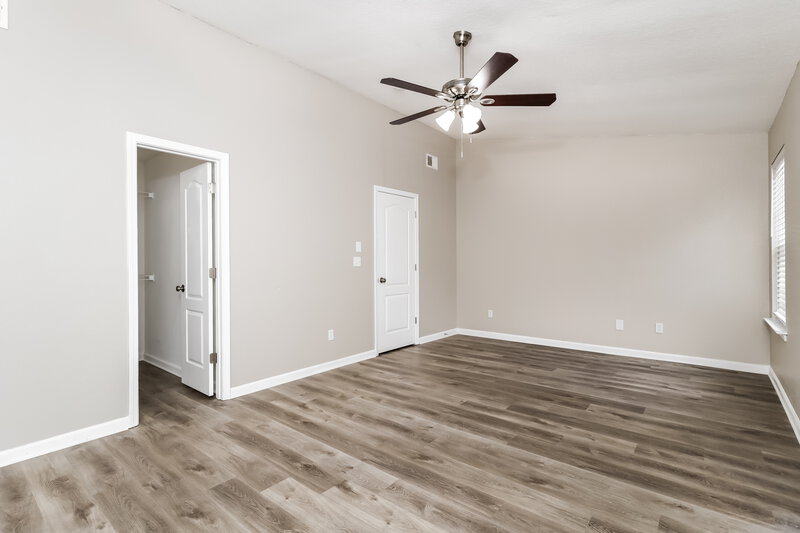 1,930/Mo, 2883 Windsor Forrest Ct College Park, GA 30349 Main Bedroom View 2