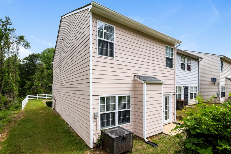 1,930/Mo, 2883 Windsor Forrest Ct College Park, GA 30349 Rear View