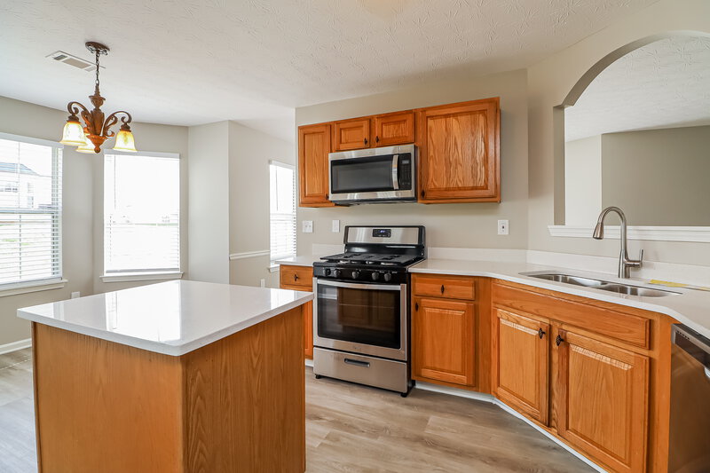 3,150/Mo, 20 Grayson Ln Covington, GA 30016 Kitchen View
