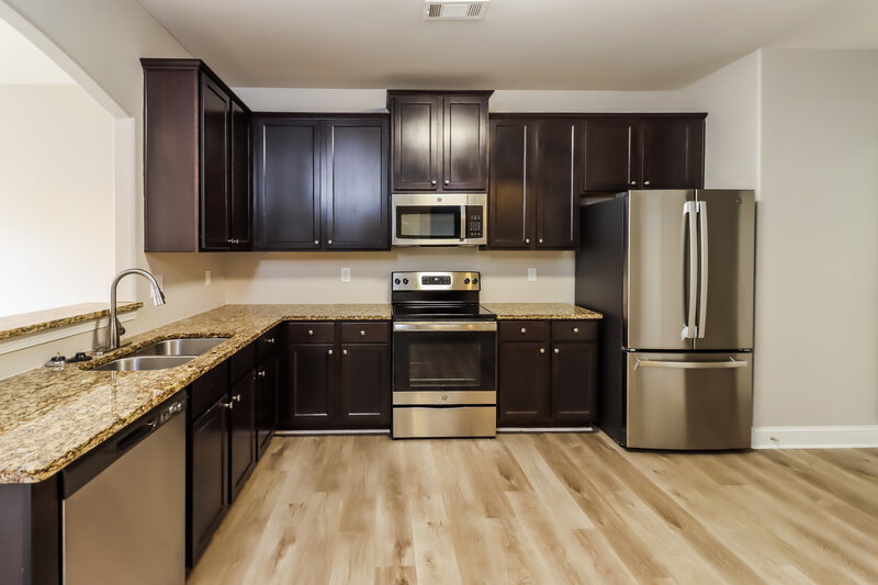 2,130/Mo, 241 Swem Ct McDonough, GA 30253 Kitchen View