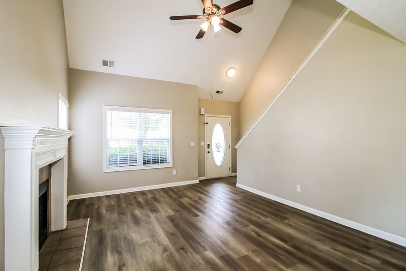 2,345/Mo, 216 Rivergate Ct Jonesboro, GA 30238 Living Room View