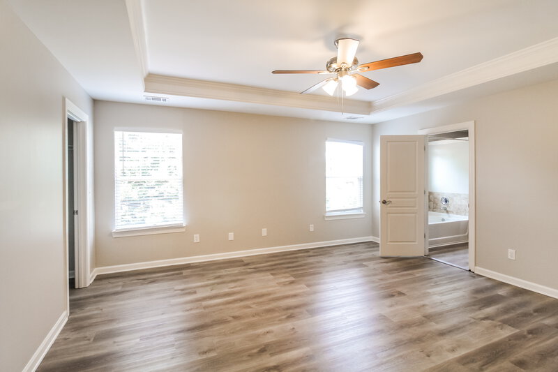 2,280/Mo, 3122 Normandy Rdg Lawrenceville, GA 30044 Main Bedroom View 2