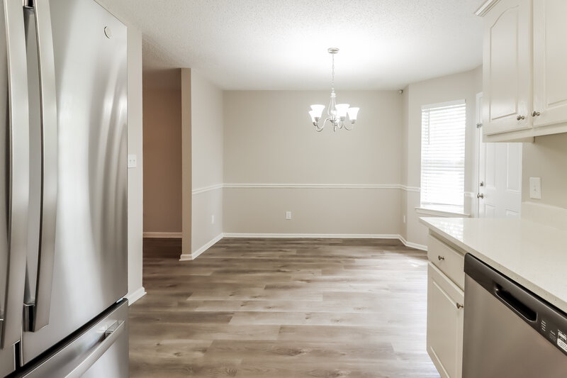 1,710/Mo, 1422 N Hampton Dr Hampton, GA 30228 Dining Room View