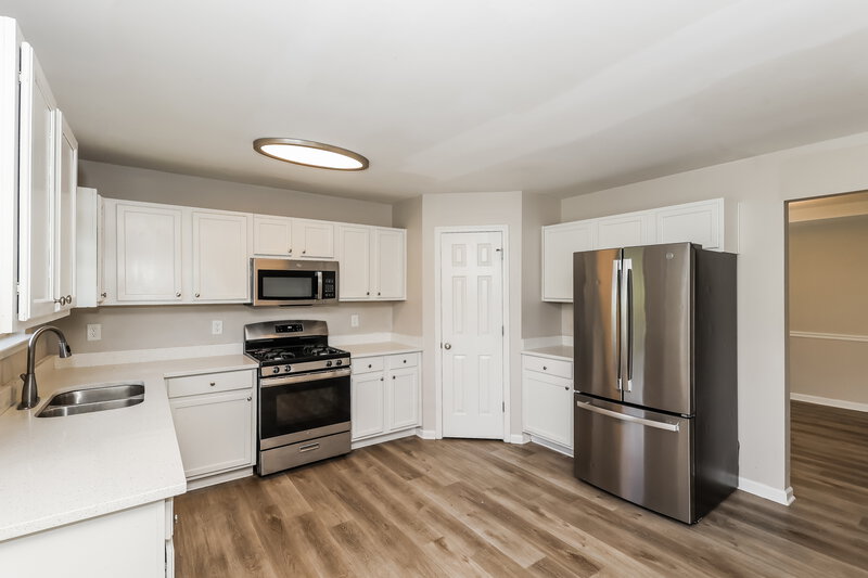2,495/Mo, 3051 Berthas Overlook Douglasville, GA 30135 Kitchen View