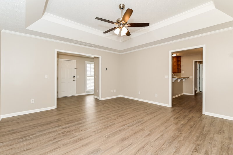 2,095/Mo, 135 Dearing Woods Way Covington, GA 30014 Living Room View 2