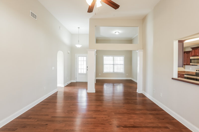 2,335/Mo, 303 Surrey Ct Bremen, GA 30110 Living Room View