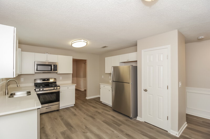 2,405/Mo, 4246 Holliday Rd Atlanta, GA 30349 Kitchen View