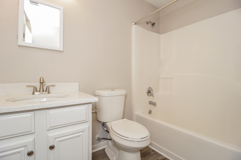 2,405/Mo, 4246 Holliday Rd Atlanta, GA 30349 Bathroom View