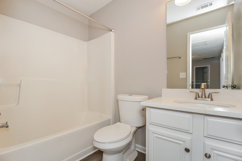 2,405/Mo, 4246 Holliday Rd Atlanta, GA 30349 Bathroom View 2