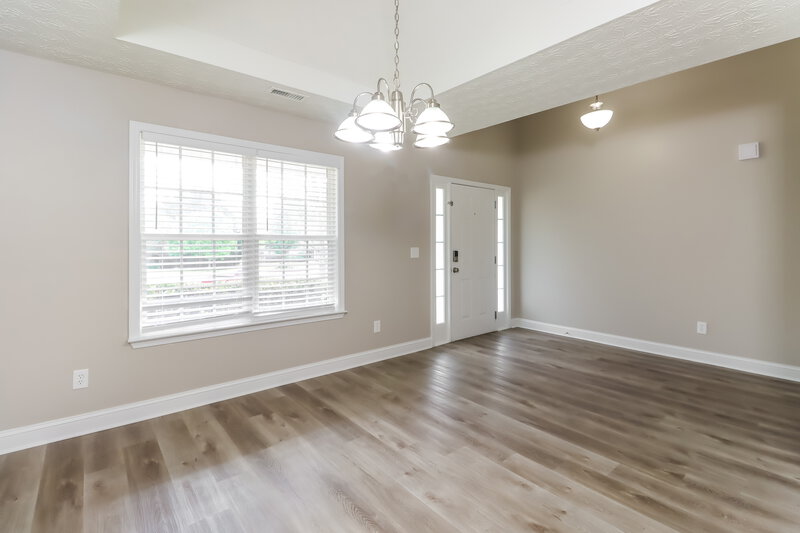 2,320/Mo, 160 Blue Smoke Trl Hampton, GA 30228 Dining Room View
